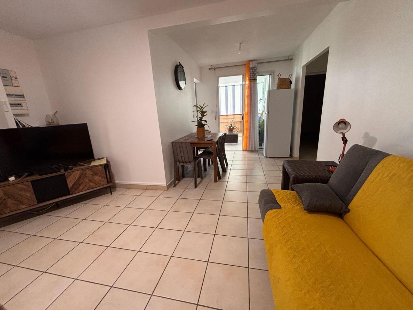 Location Vacances Fun Sous Les Gommiers Sainte-Luce Exterior photo